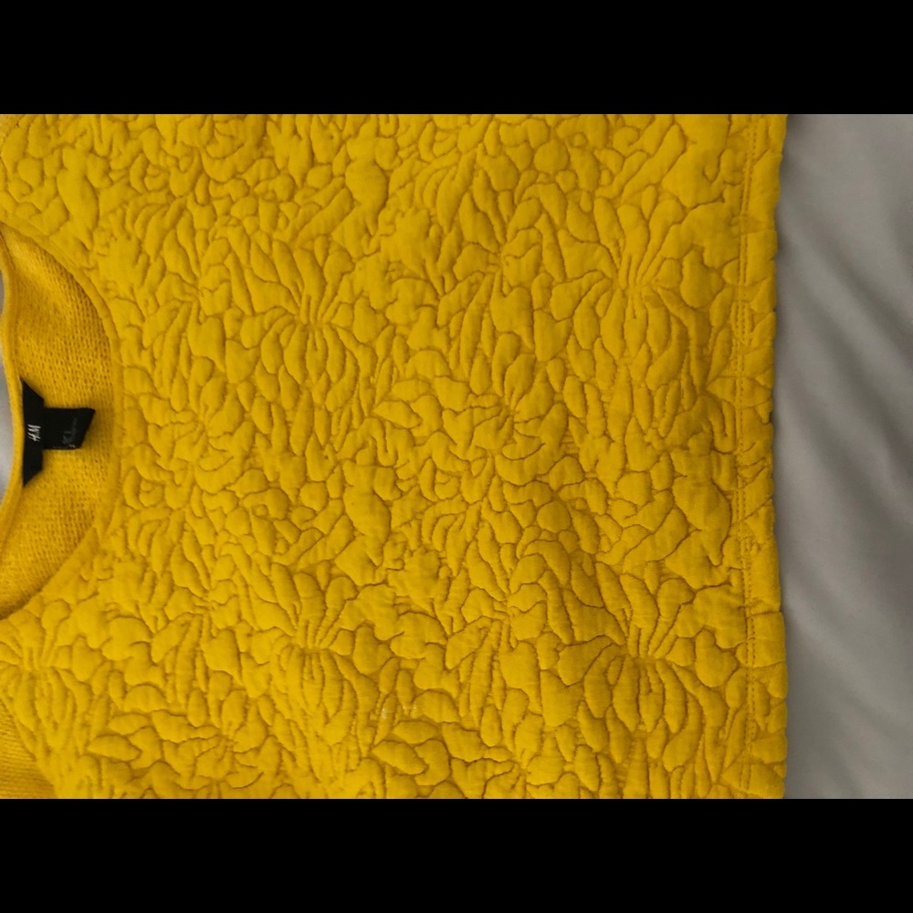 Yellow crop sweater